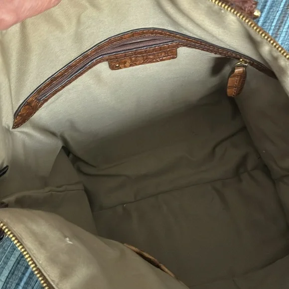 Brown leather Crocodile Pattern GILI Bag - Picture 7 of 8